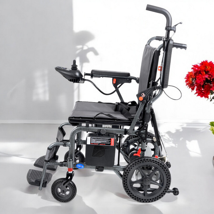 Comfort%20Plus%20DY01102%20Lityum%20Pilli%20Akülü%20Tekerlekli%20Sandalye