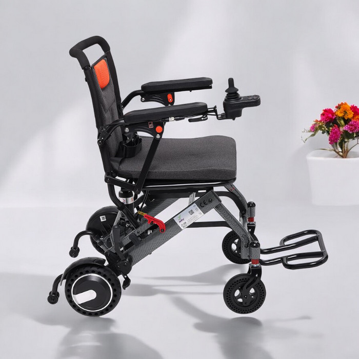 JT-308%20Hafif%20Akülü%20Tekerlekli%20Sandalye