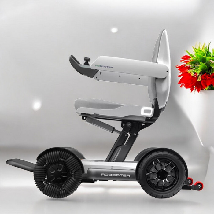 Poylin%20P210%20Robotics%20Akülü%20Tekerlekli%20Sandalye%20