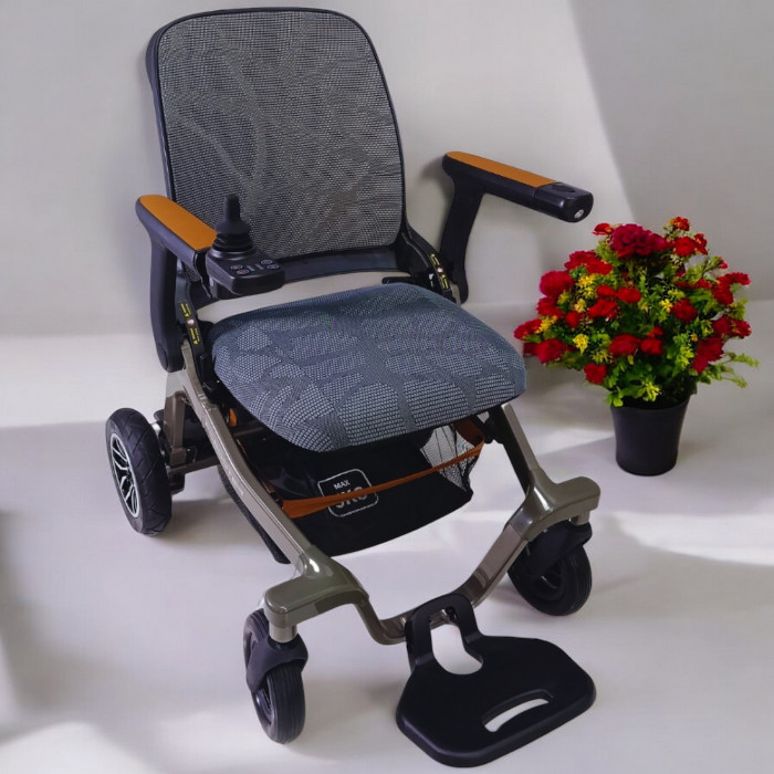 Poylin%20P211%20Robooter%20Lityum%20Pilli%20Akülü%20Sandalye%20